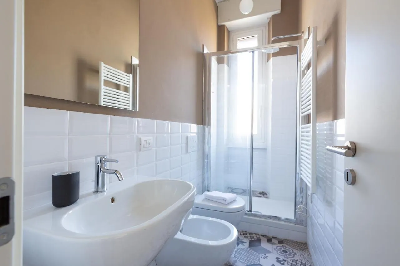 Апартаменты Porta Nuova Bright Studio With Balcony Милан